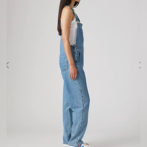 Levi's Women's Light Blue Denim Overalls - Picture 2 of 3